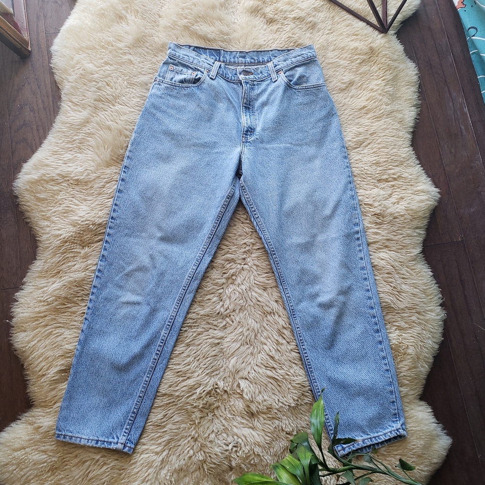 '94 Vintage High Rise Levi's 550 Light Wash - Picture 3 of 8